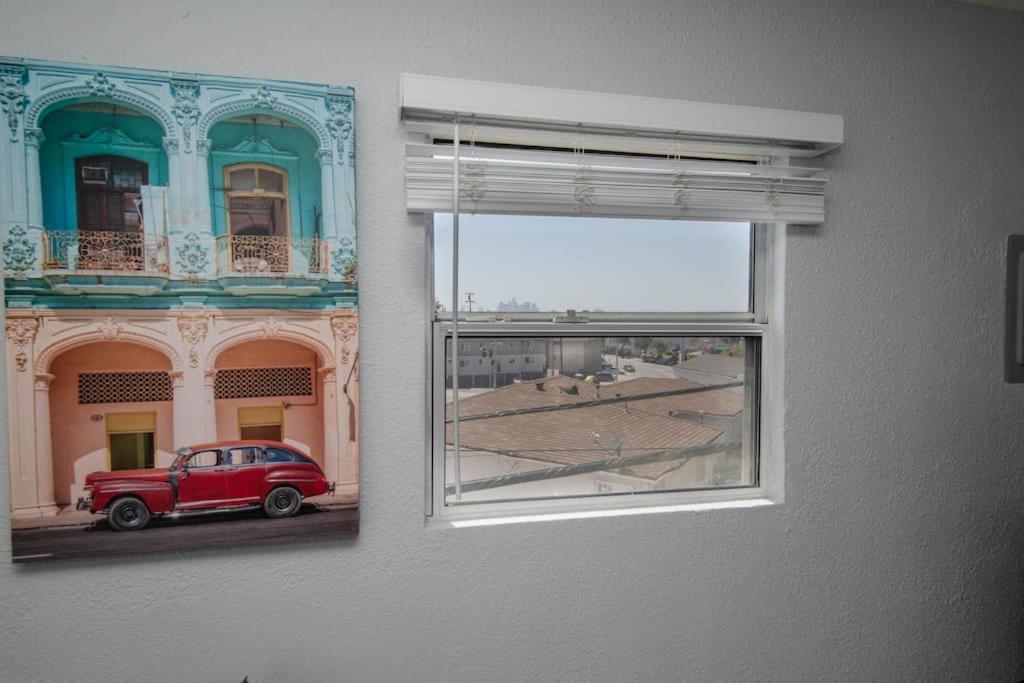 Lovely 2bedroom With Free Parking On Premise Apartment Los Angeles