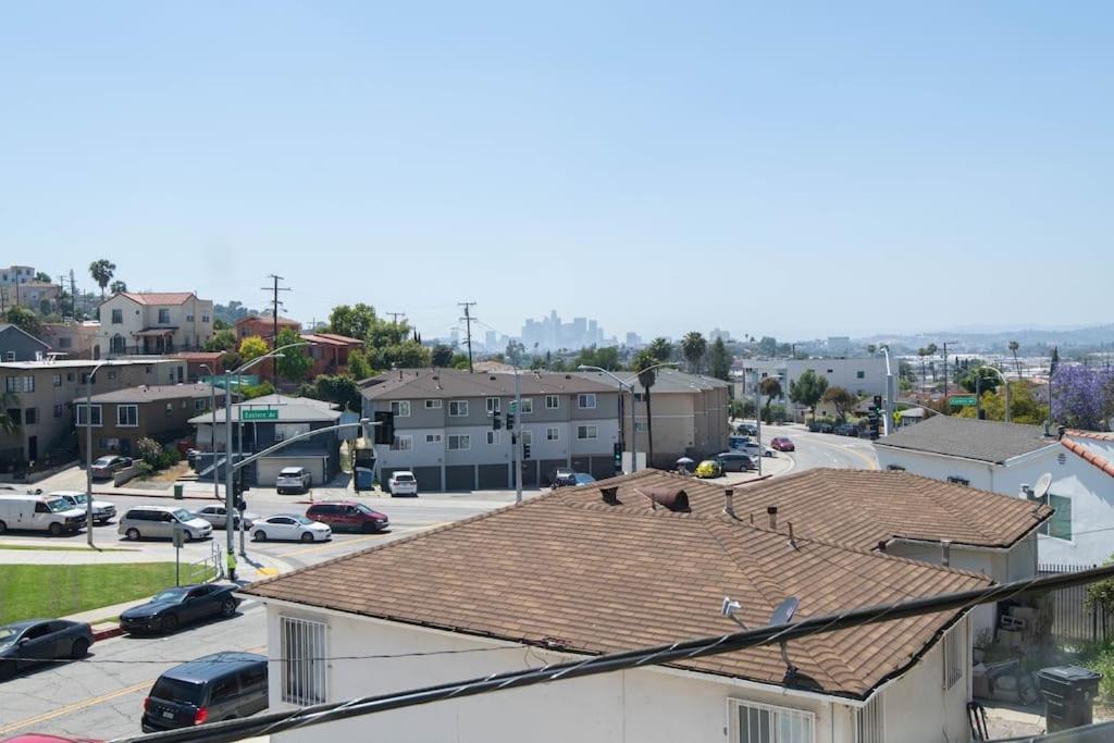 Lovely 2bedroom With Free Parking On Premise Los Angeles